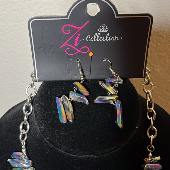 Paparazzi Zi Collection Necklace and Earring set. Brand new/never worn. - Picture 2 of 3